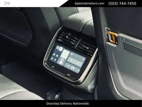 Used 2022 Rivian R1T Adventure AWD/4WD image 22