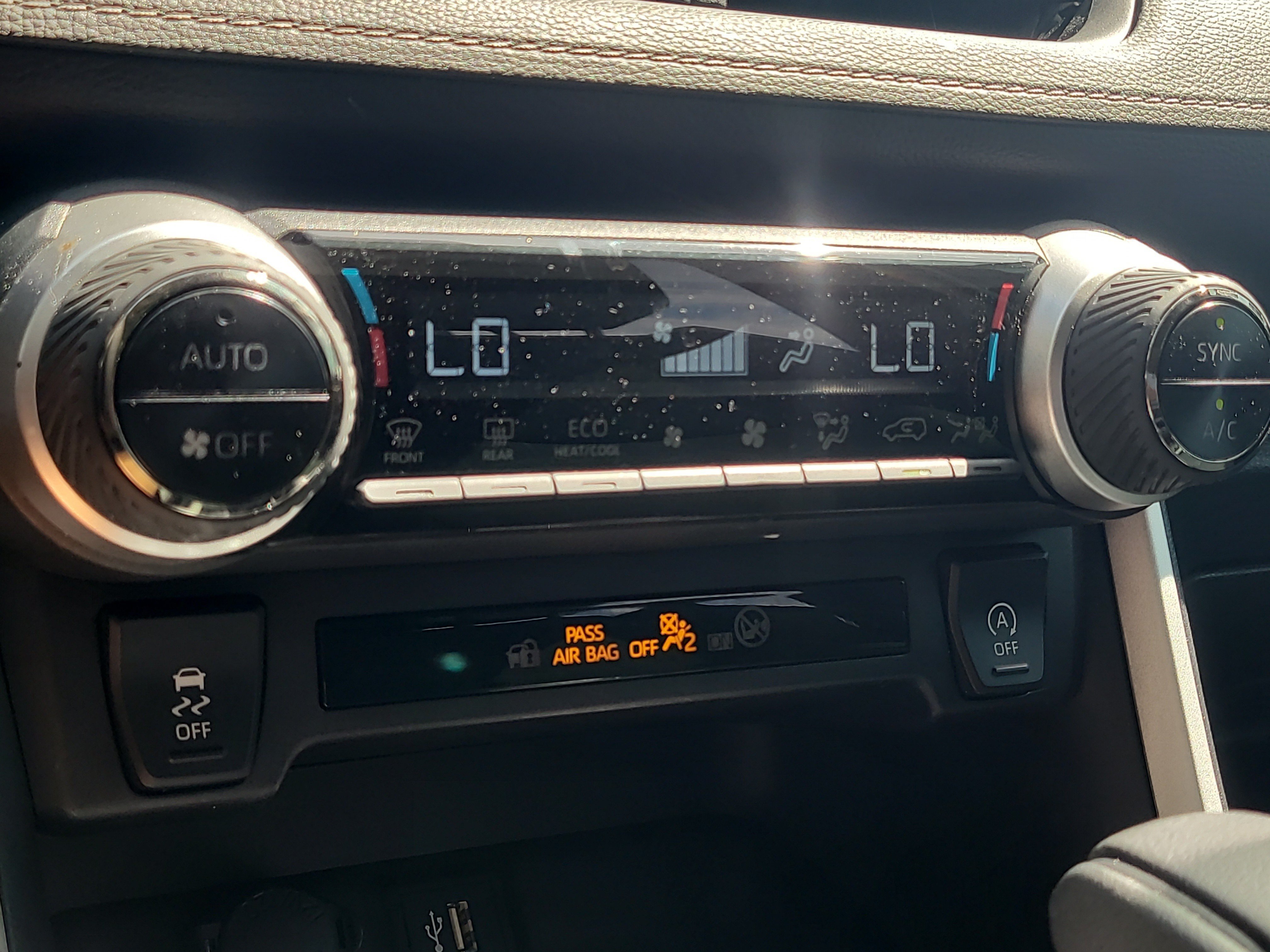 Certified 2024 Toyota RAV4 XLE w/ Convenience Package FWD image 27