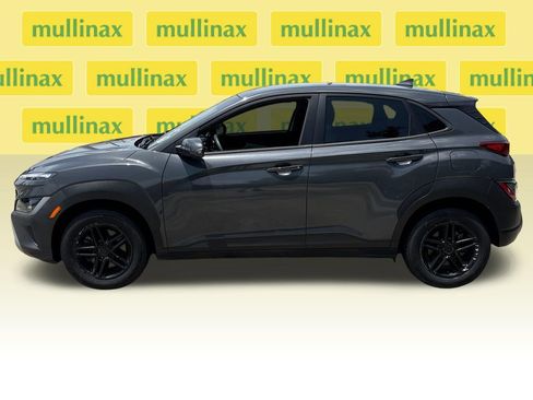 Used 2023 Hyundai Kona SE AWD/4WD image 9