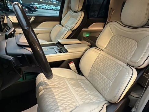 Used 2019 Lincoln Navigator L Black Label w/ Cargo Package image 12