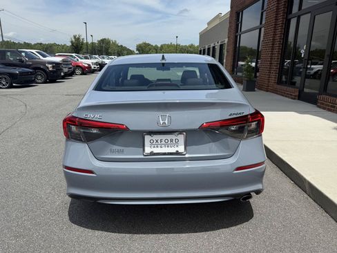 Used 2024 Honda Civic Sport image 5