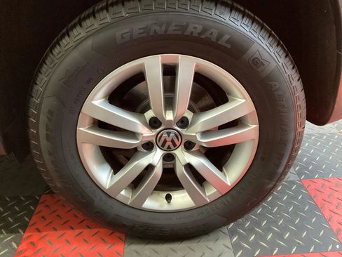 Used 2016 Volkswagen Tiguan S AWD/4WD image 5
