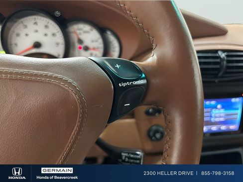 Used 2001 Porsche 911 Carrera 4 image 25