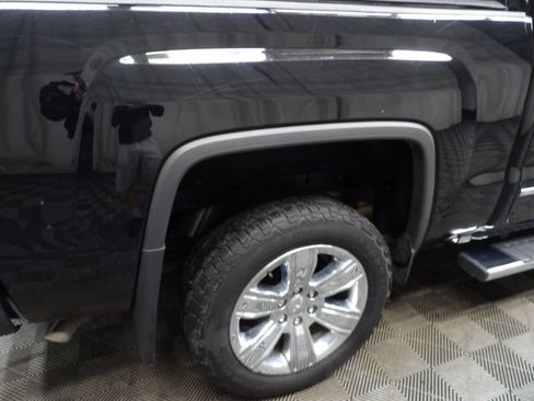Used 2018 GMC Sierra 1500 SLT AWD/4WD image 28