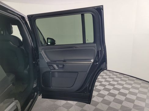 Used 2024 Rivian R1S Adventure AWD/4WD image 19