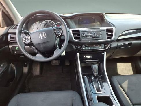 Used 2016 Honda Accord LX image 16