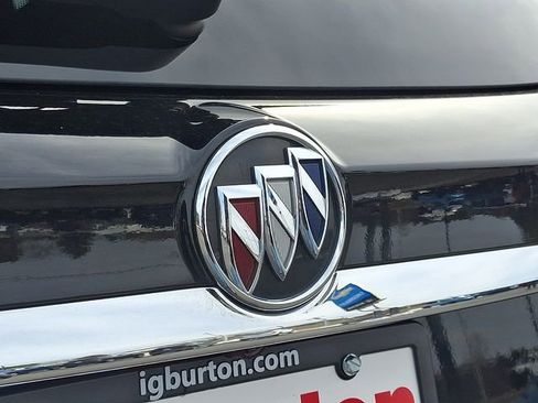 Used 2021 Buick Encore Preferred w/ Safety Package image 29