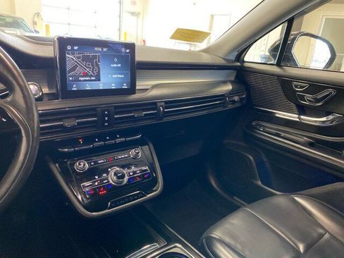 Used 2021 Lincoln Corsair AWD w/ Equipment Group 101A image 12