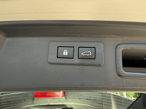 Certified 2025 Subaru Forester Wilderness w/ Wilderness Package AWD/4WD image 30