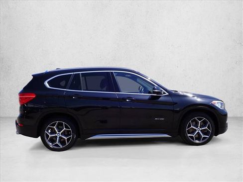 Used 2016 BMW X1 xDrive28i AWD/4WD image 5