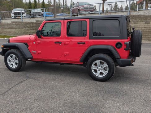 Used 2020 Jeep Wrangler Unlimited Sport S image 4