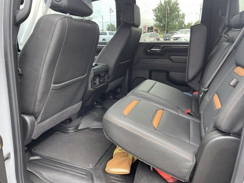 Used 2024 GMC Sierra 2500 AT4 w/ AT4 Premium Plus Package AWD/4WD image 6