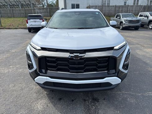 New 2026 Chevrolet Equinox ACTIV w/ Convenience Package III image 8
