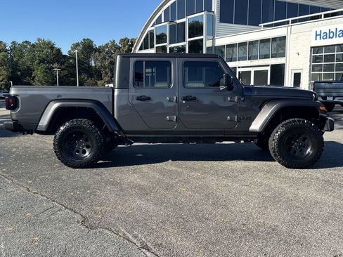 Used 2022 Jeep Gladiator Sport image 11