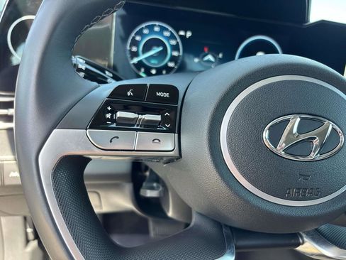 Certified 2023 Hyundai Elantra SEL w/ Convenience Package FWD image 14