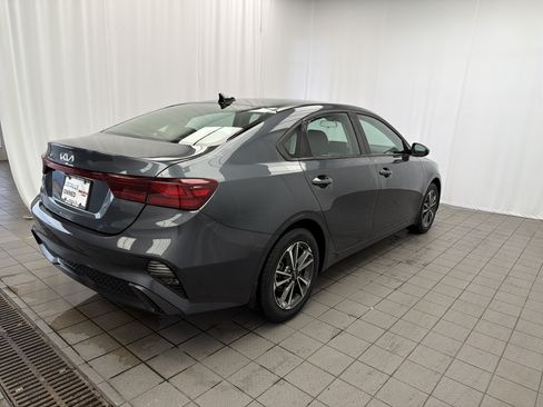 Used 2024 Kia Forte LXS FWD image 4