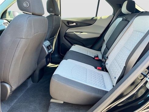 Used 2024 Chevrolet Equinox LS w/ LS Convenience Package image 22
