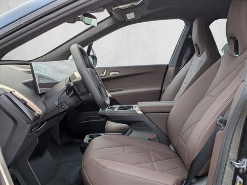 Used 2026 BMW iX xDrive60 AWD/4WD image 4