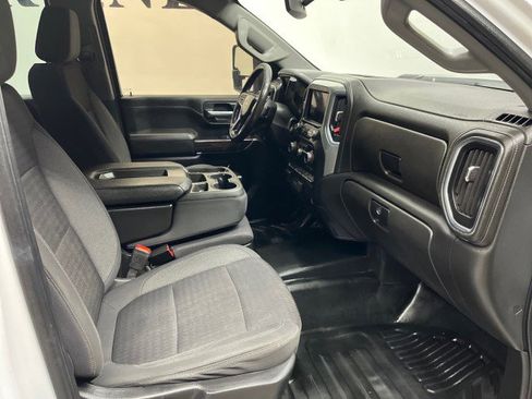 Used 2023 Chevrolet Silverado 3500 LT w/ Convenience Package image 23