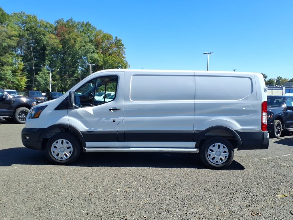 Used 2025 Ford Transit 250 Low Roof w/ Exterior Upgrade Package RWD image 4