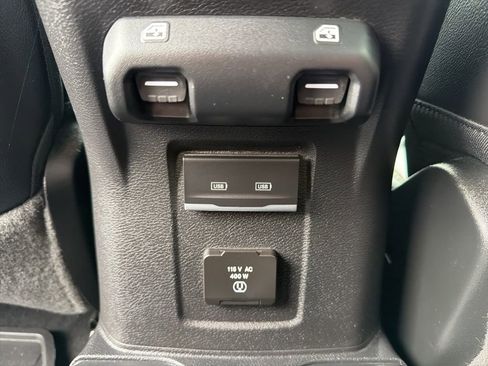 Used 2021 Jeep Gladiator Overland image 22