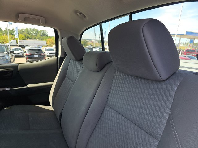 Used 2023 Toyota Tacoma SR5 w/ Technology Package AWD/4WD image 16