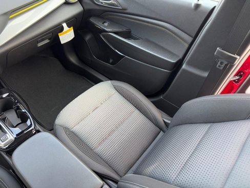 New 2026 Chevrolet Trax LT w/ Driver Confidence Package image 10