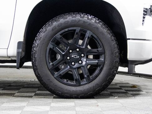 Certified 2025 Chevrolet Silverado 1500 RST image 39