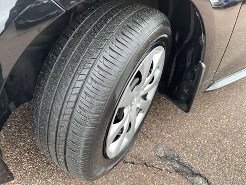 Certified 2024 Toyota Corolla LE image 10