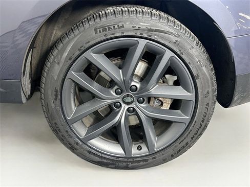 Used 2024 Land Rover Range Rover Sport SE image 32