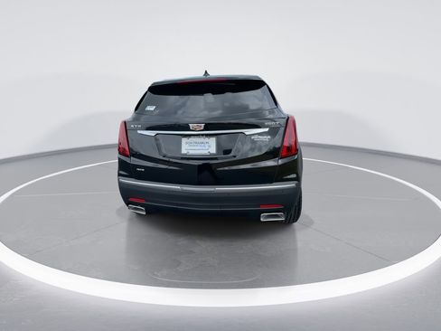 New 2026 Cadillac XT5 Luxury image 7