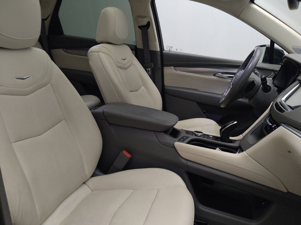 Used 2021 Cadillac XT5 Premium Luxury FWD image 21