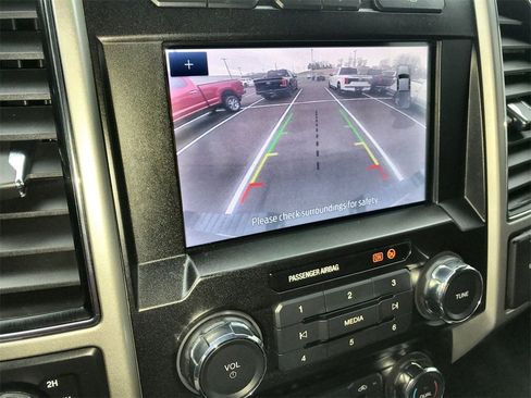 Used 2021 Ford F250 Lariat image 17