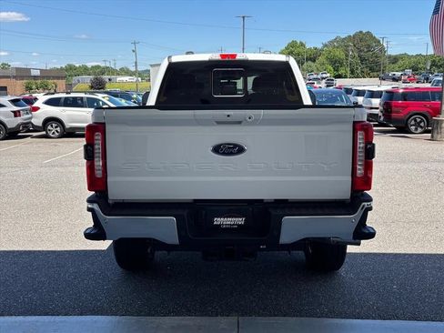 Used 2025 Ford F250 Lariat w/ Lariat Ultimate Package AWD/4WD image 25