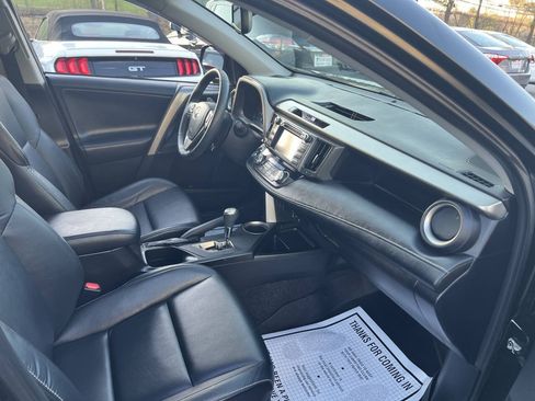 Used 2015 Toyota RAV4 Limited AWD/4WD image 10