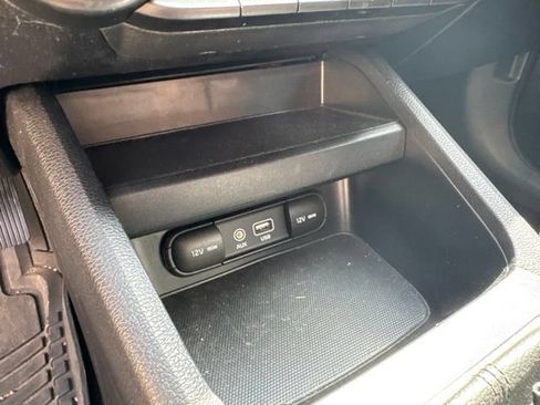 Used 2019 Kia Forte Sedan FWD image 12