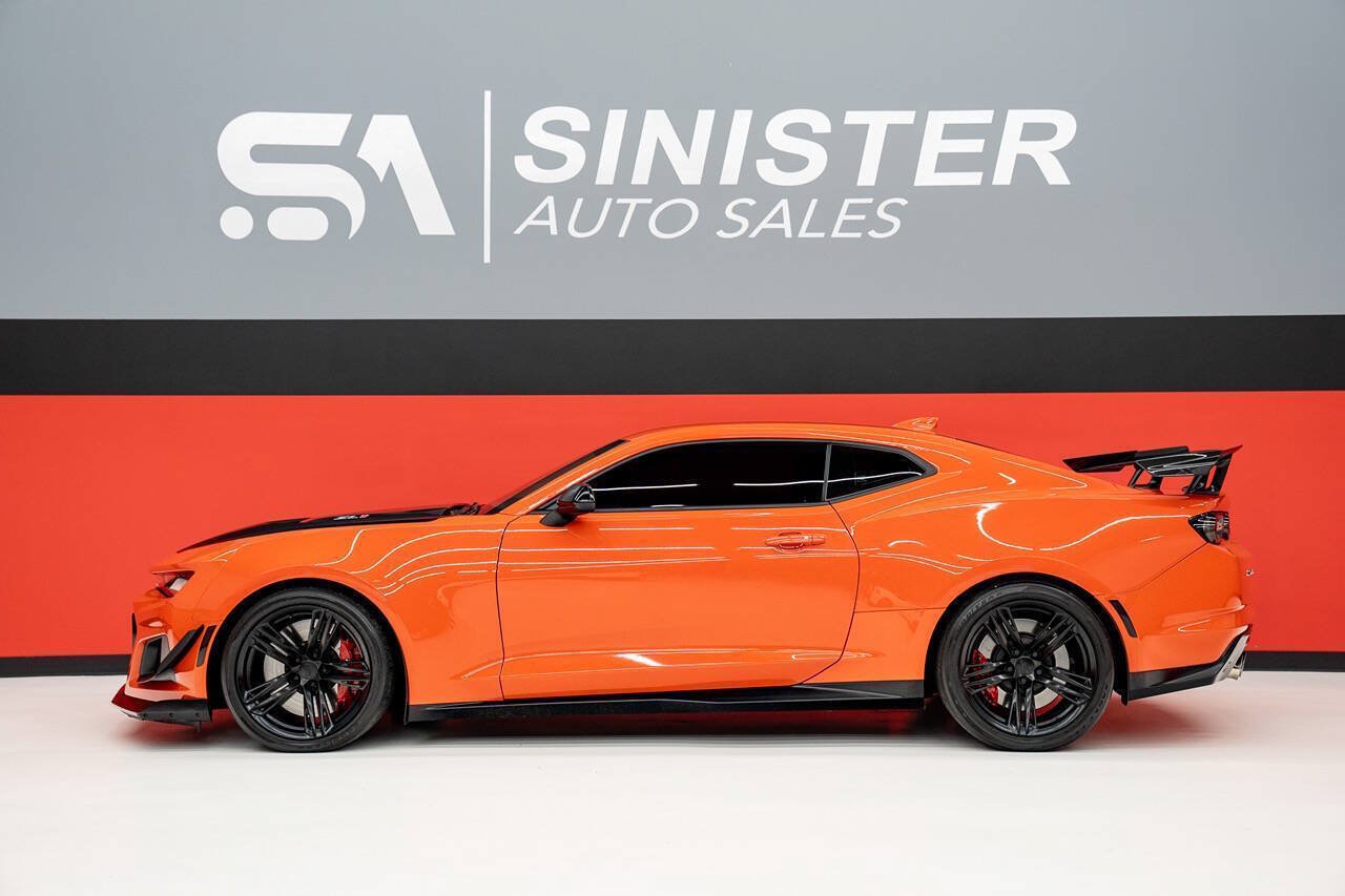 Used 2019 Chevrolet Camaro ZL1 RWD image 20
