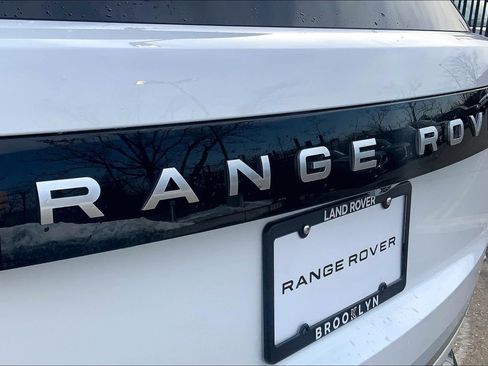 New 2026 Land Rover Range Rover Autobiography AWD/4WD image 15
