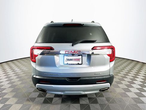 Used 2023 GMC Acadia SLE w/ Driver Convenience Package image 9