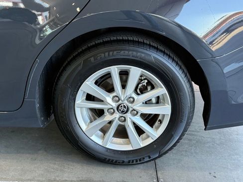 Used 2025 Toyota Camry LE image 15