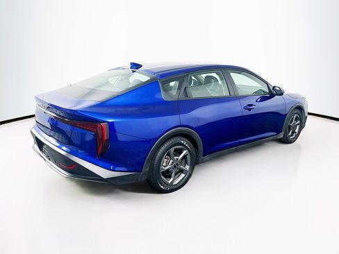 Used 2025 Kia K4 LXS image 9