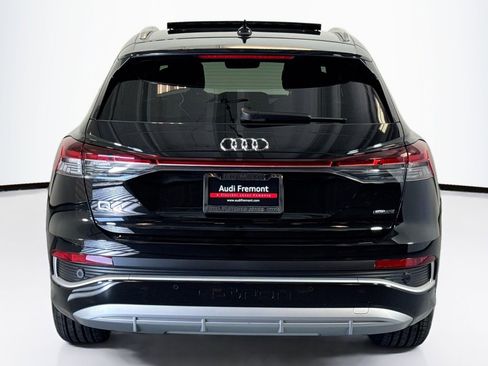 Used 2024 Audi Q4 e-tron Premium Plus w/ Premium Plus image 6