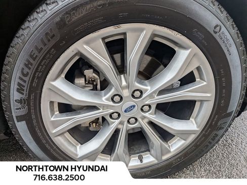 Used 2023 Ford Explorer XLT w/ Equipment Group 202A AWD/4WD image 45