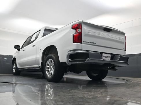 Used 2021 Chevrolet Silverado 1500 LT RWD image 43