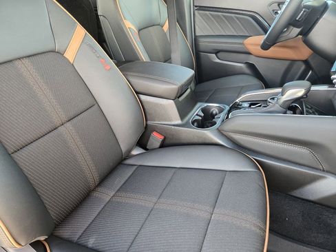 New 2026 GMC Canyon AT4 w/ Nightfall Essentials Package AWD/4WD image 9