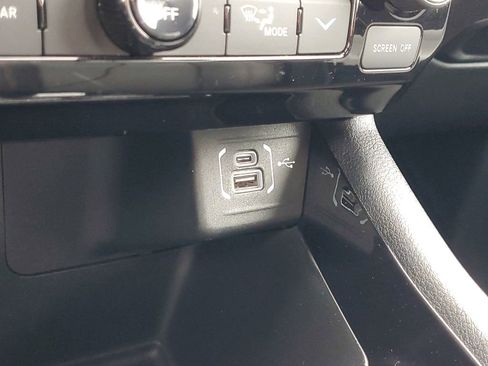 Used 2024 Jeep Compass Limited AWD/4WD image 32