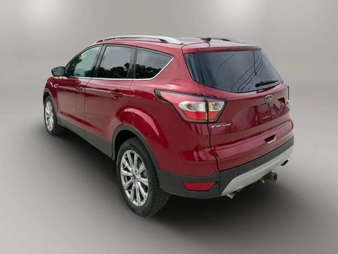 Used 2018 Ford Escape Titanium AWD/4WD image 5