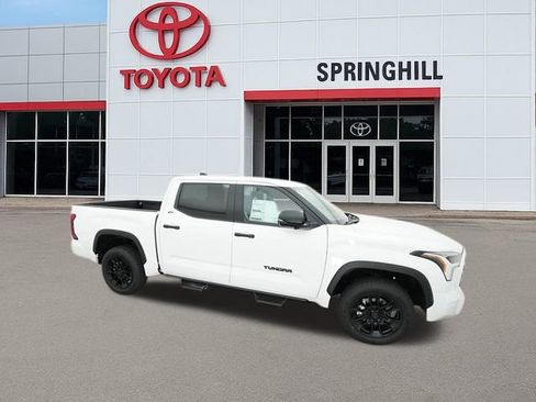 New 2025 Toyota Tundra SR5 image 12