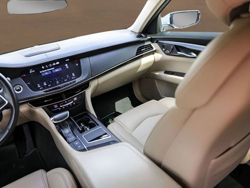 Used 2018 Cadillac CT6 2.0T RWD image 28