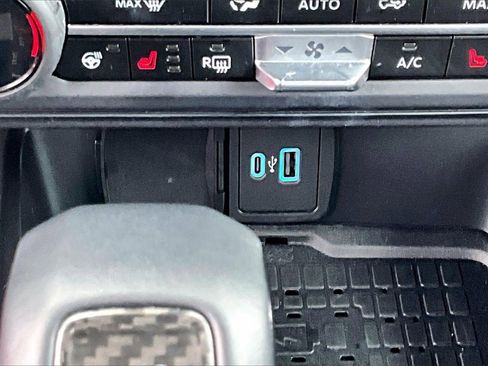 Used 2024 Ford Bronco Raptor w/ Interior Carbon Fiber Pack 6 image 16